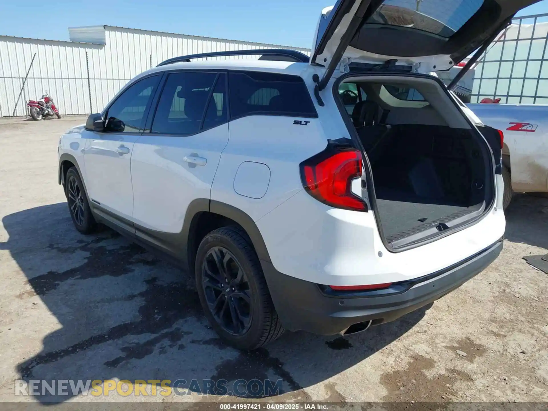 3 Photograph of a damaged car 3GKALPEX5KL134118 GMC TERRAIN 2019