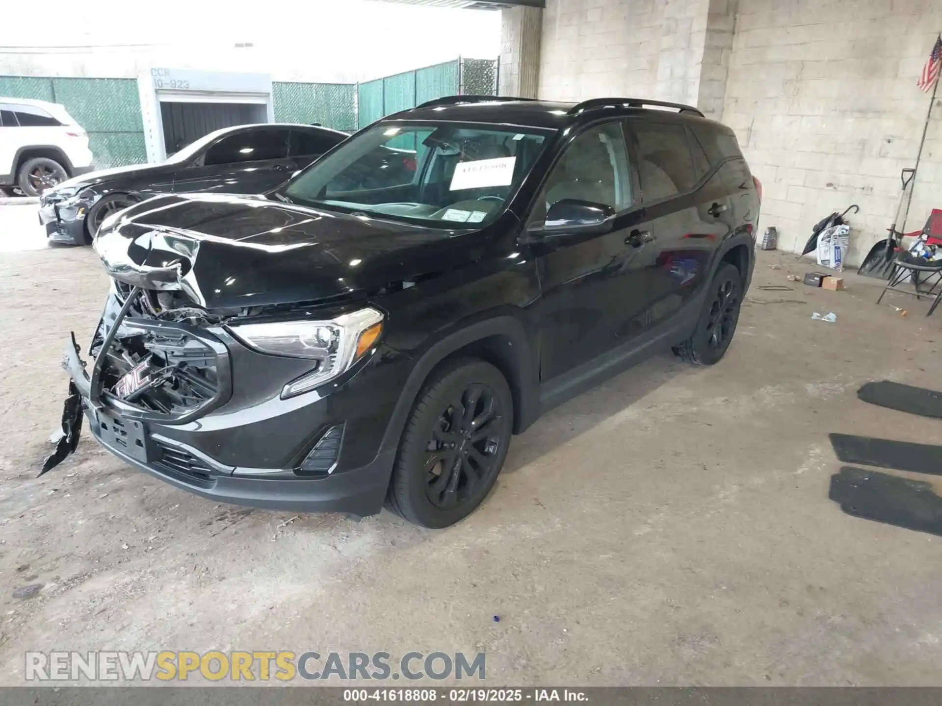 2 Photograph of a damaged car 3GKALTEV0KL222002 GMC TERRAIN 2019