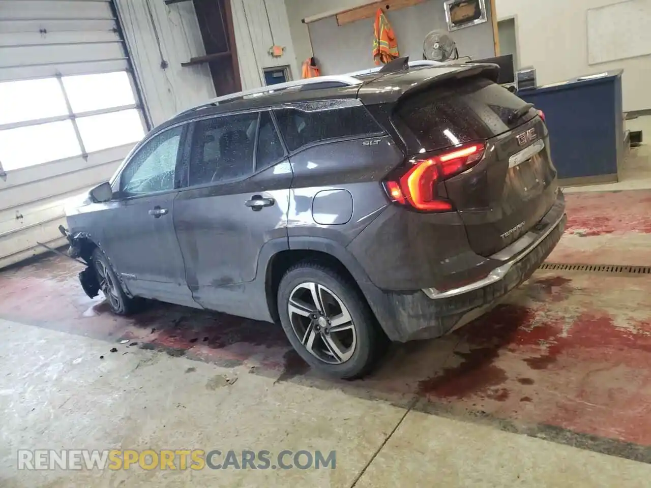 2 Photograph of a damaged car 3GKALVEV1KL157950 GMC TERRAIN 2019