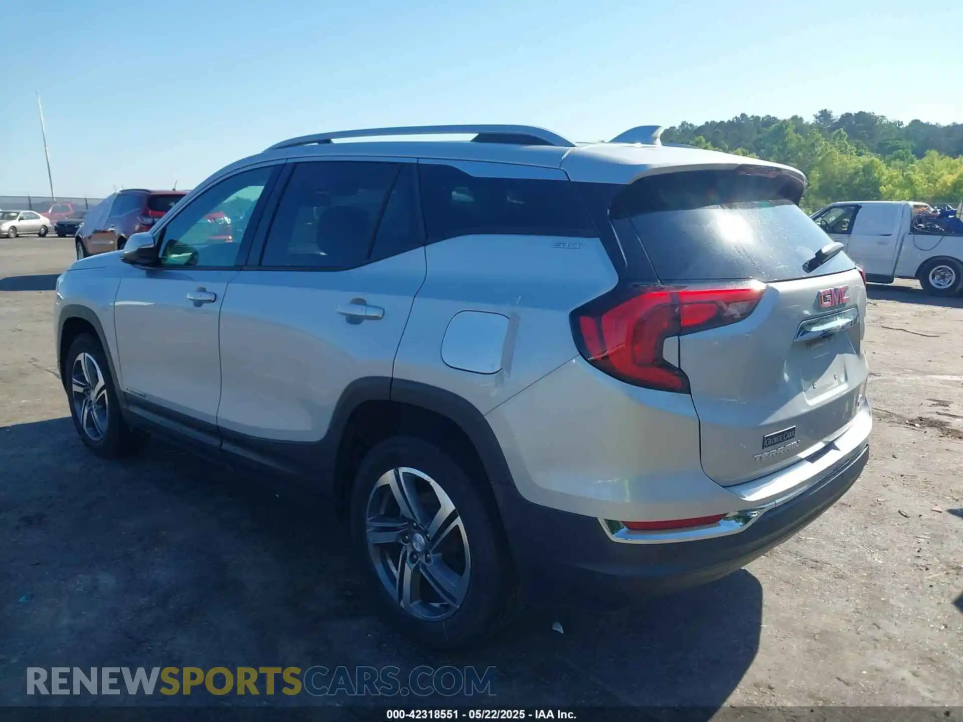 3 Photograph of a damaged car 3GKALVEV6KL341085 GMC TERRAIN 2019