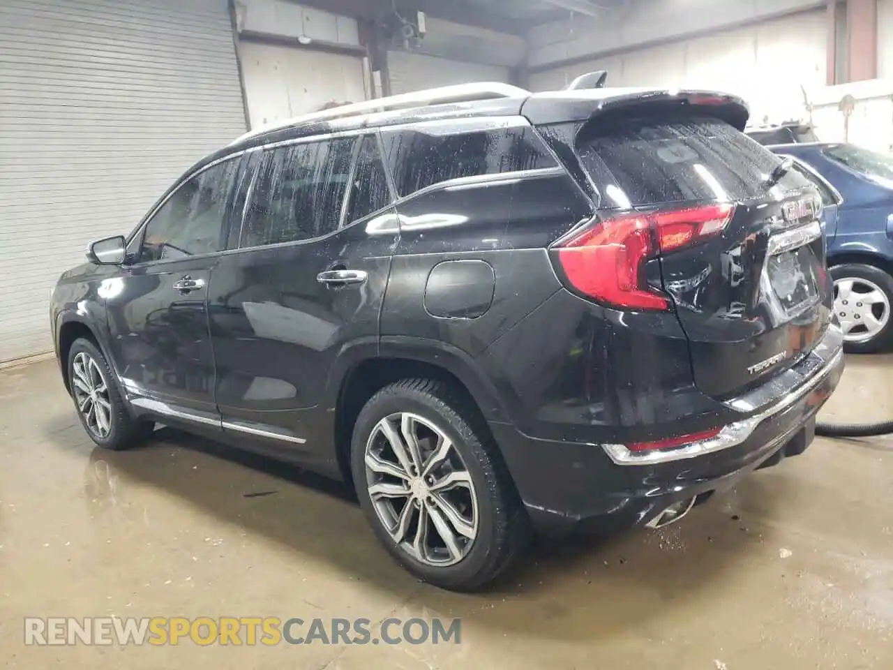 2 Photograph of a damaged car 3GKALXEX1KL227590 GMC TERRAIN 2019