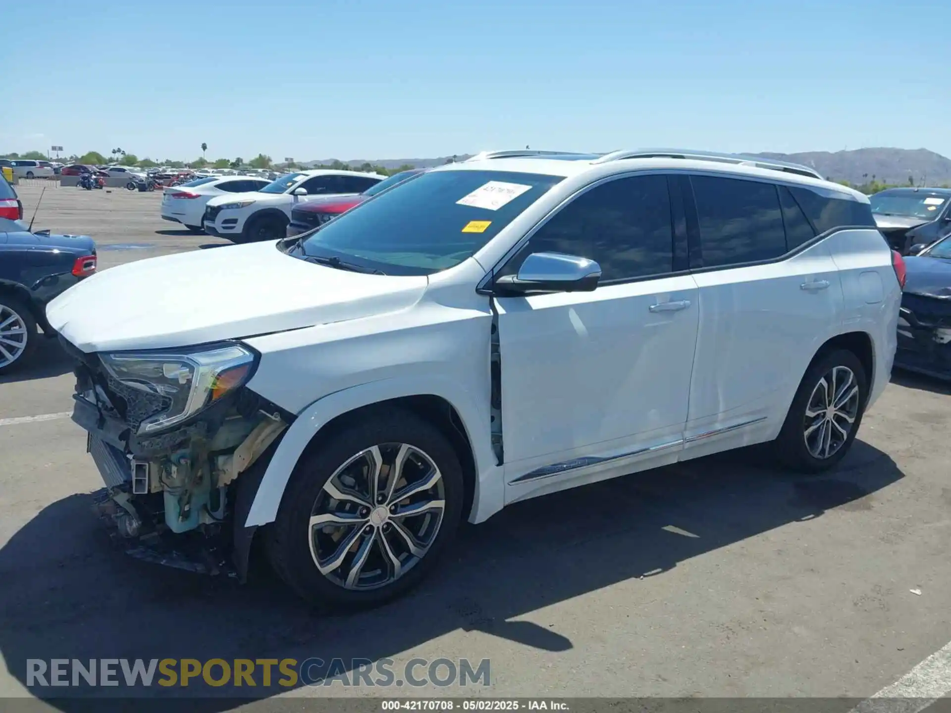 2 fotografías del automóvil dañado 3GKALXEX4KL394770 GMC TERRAIN 2019