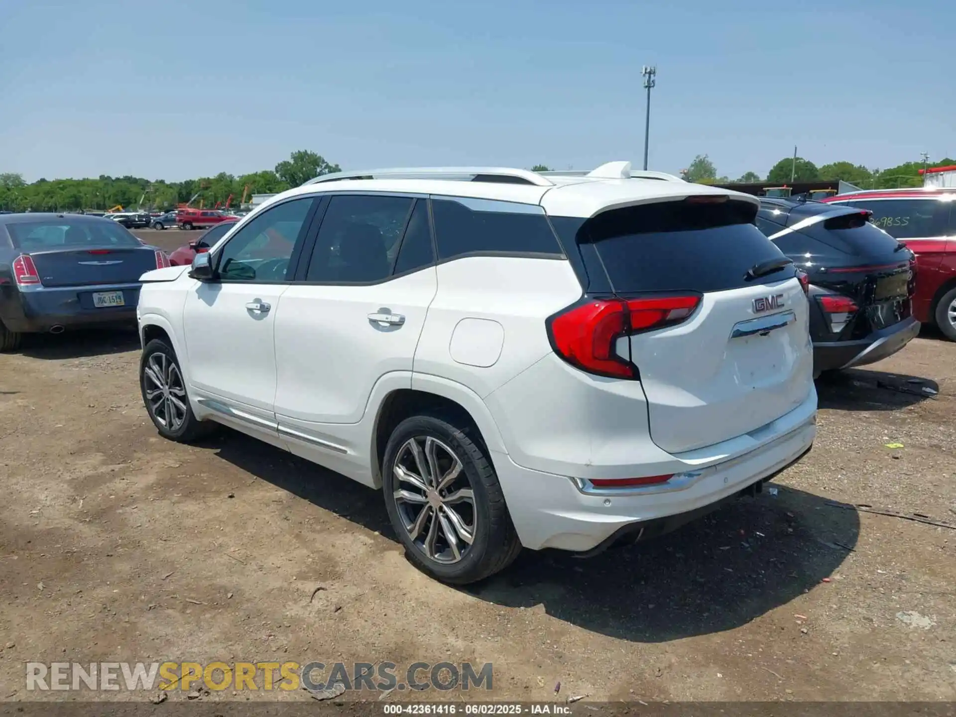 3 Photograph of a damaged car 3GKALXEX7KL101072 GMC TERRAIN 2019