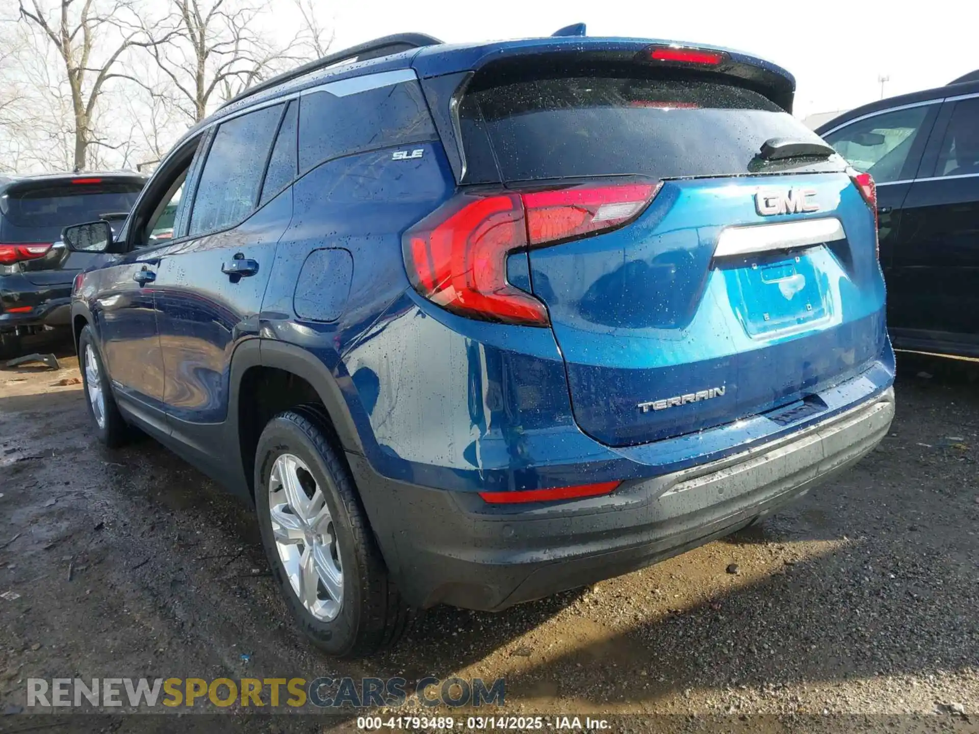 3 Photograph of a damaged car 3GKALMEV2LL332234 GMC TERRAIN 2020