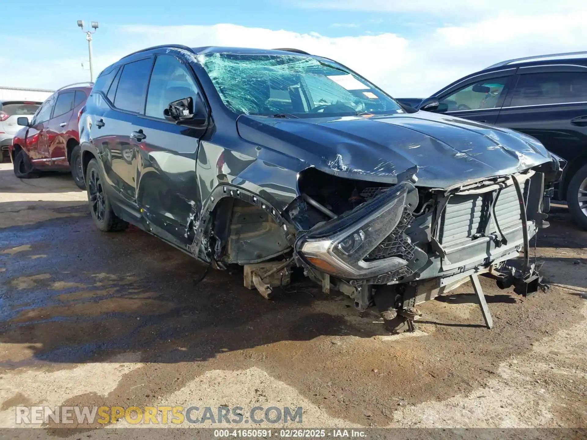 1 Photograph of a damaged car 3GKALMEV5LL272238 GMC TERRAIN 2020