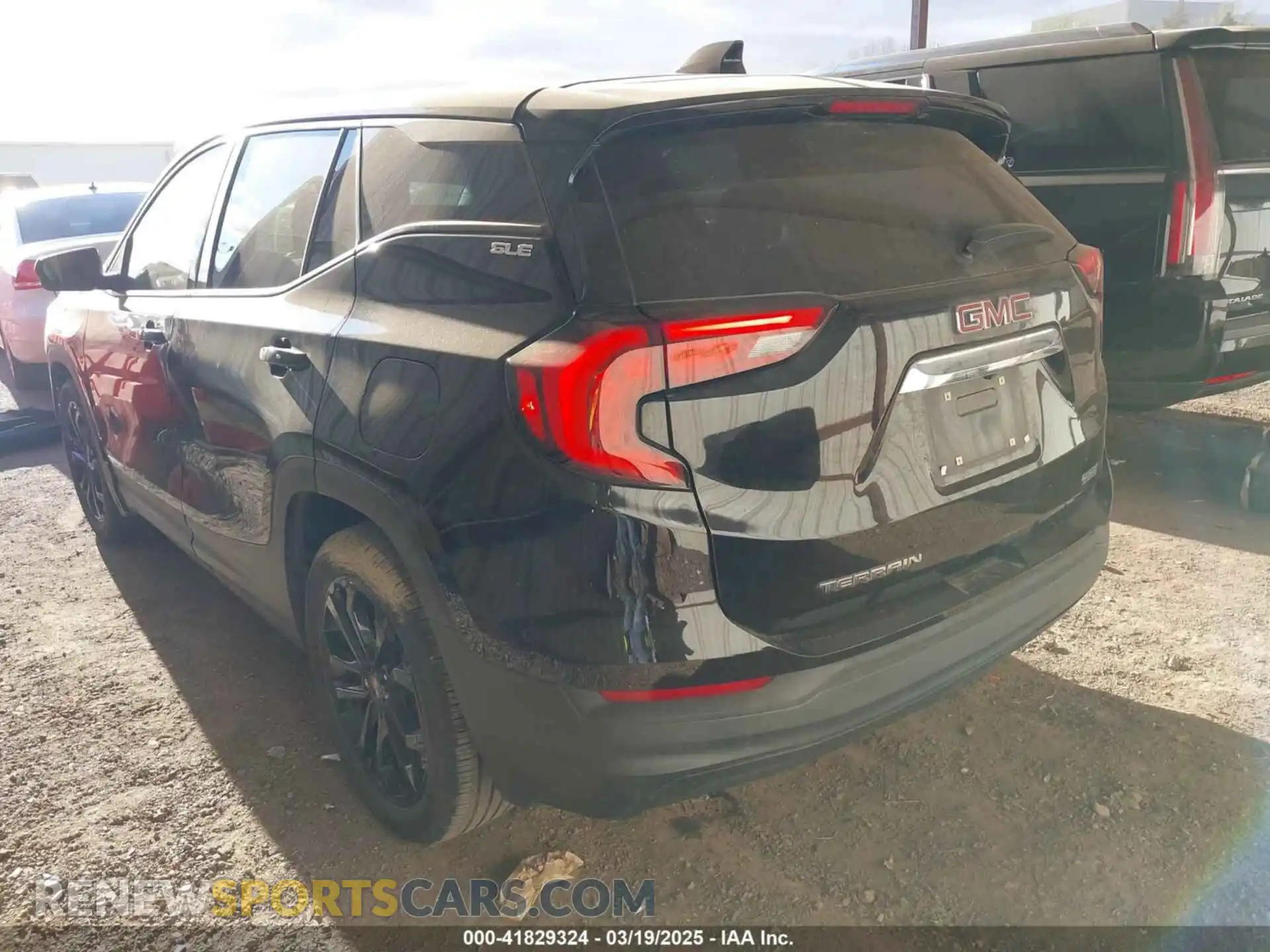 3 Photograph of a damaged car 3GKALMEV6LL296032 GMC TERRAIN 2020