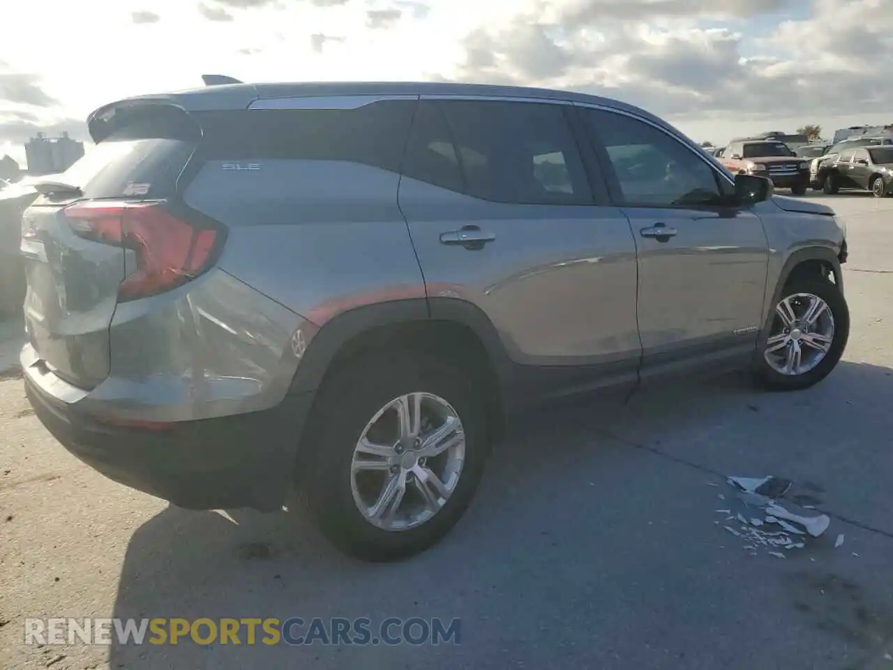 3 Фотография поврежденного автомобиля 3GKALMEV6LL302380 GMC TERRAIN 2020