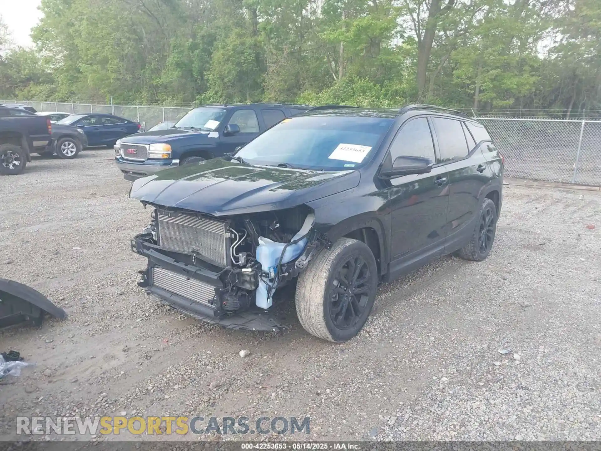 2 Photograph of a damaged car 3GKALMEV6LL309894 GMC TERRAIN 2020
