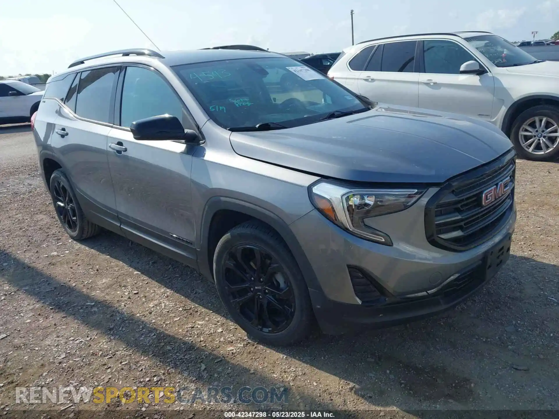 1 Photograph of a damaged car 3GKALMEV9LL111648 GMC TERRAIN 2020