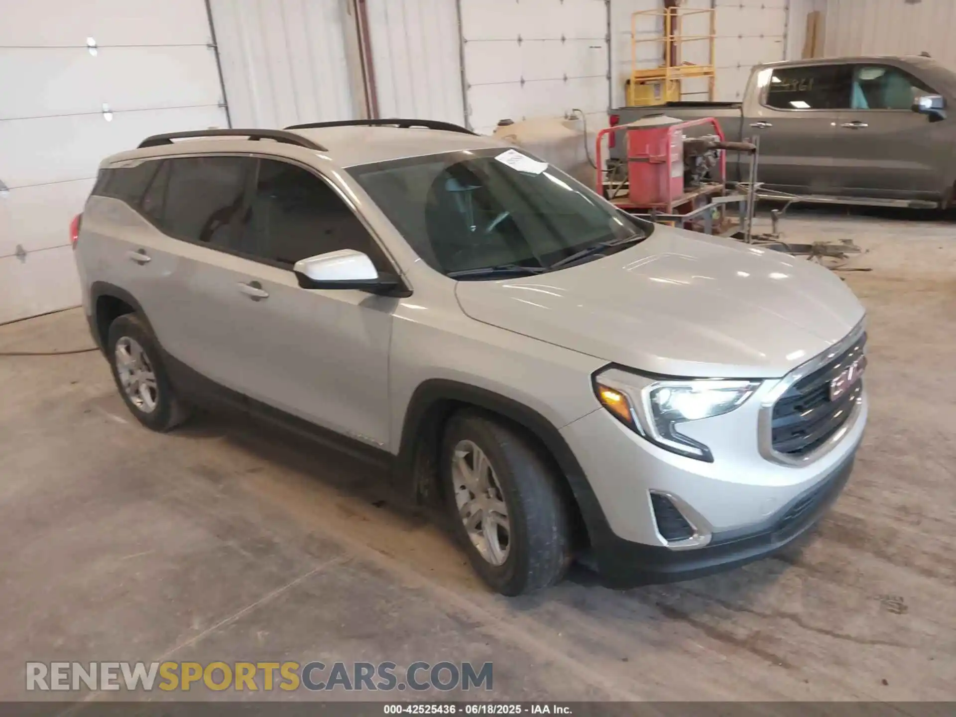 1 Фотография поврежденного автомобиля 3GKALMEV9LL178864 GMC TERRAIN 2020