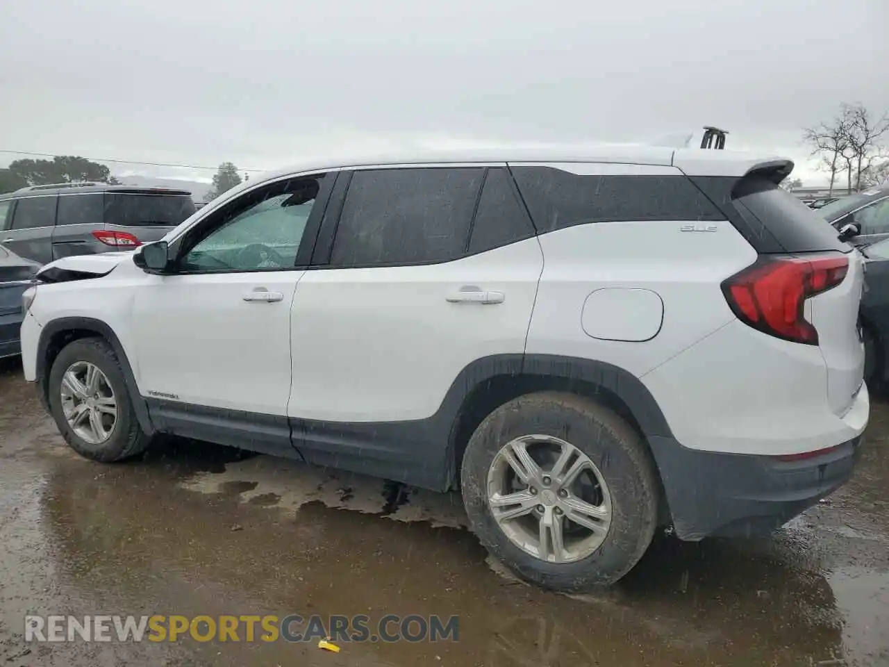 2 Photograph of a damaged car 3GKALMEV9LL311722 GMC TERRAIN 2020