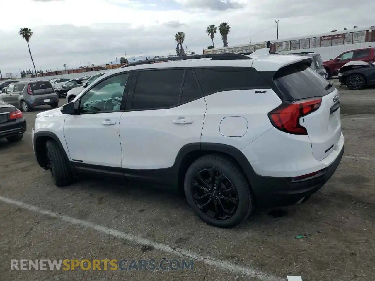 2 Photograph of a damaged car 3GKALPEX4LL136623 GMC TERRAIN 2020