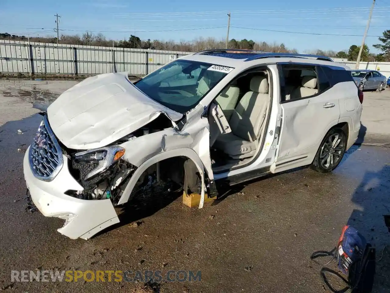 1 Photograph of a damaged car 3GKALSEX6LL314132 GMC TERRAIN 2020