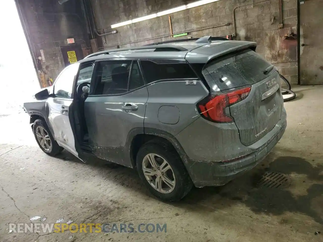 2 Photograph of a damaged car 3GKALTEV4LL229374 GMC TERRAIN 2020