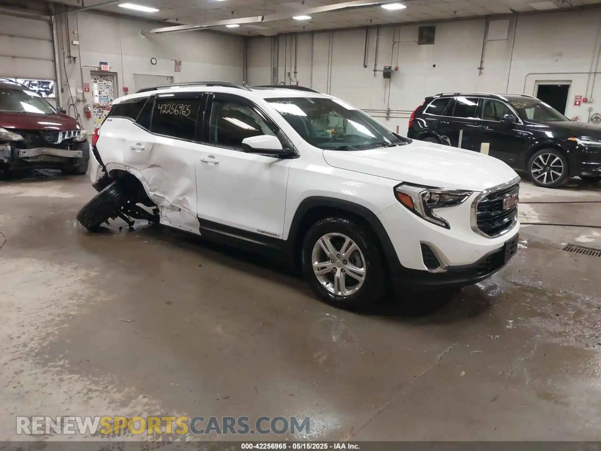 1 Фотография поврежденного автомобиля 3GKALTEV9LL261804 GMC TERRAIN 2020