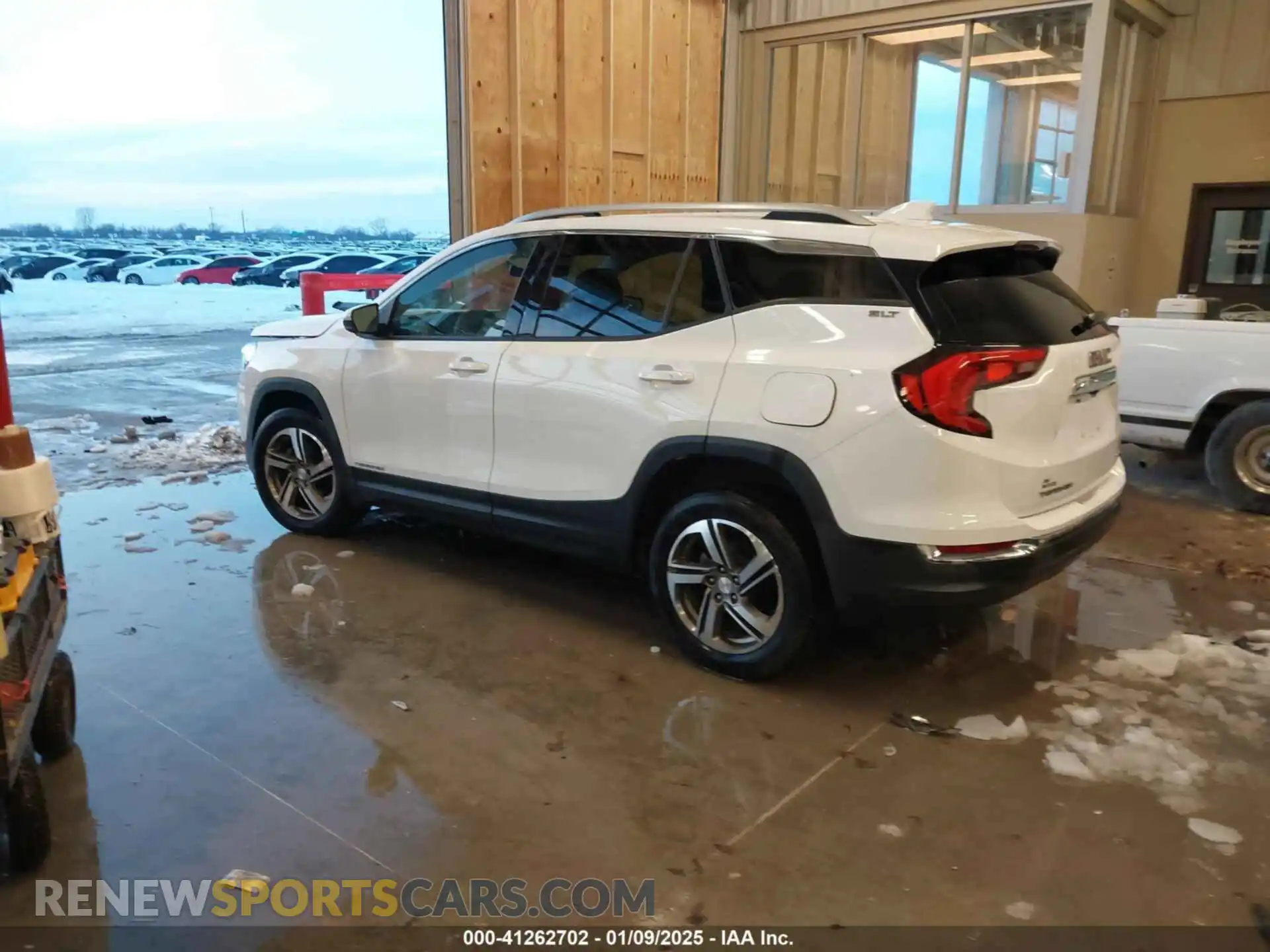 3 Photograph of a damaged car 3GKALVEV9LL269123 GMC TERRAIN 2020