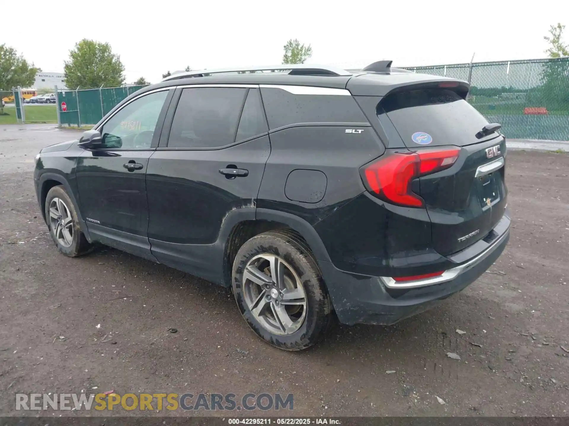 3 Photograph of a damaged car 3GKALVEVXLL116640 GMC TERRAIN 2020
