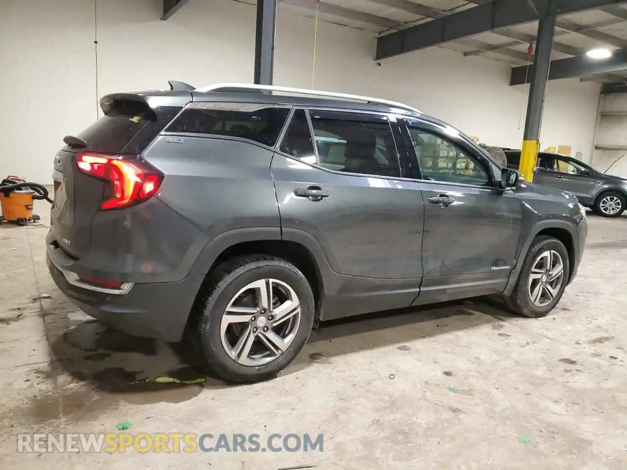 3 Photograph of a damaged car 3GKALVEVXLL260852 GMC TERRAIN 2020