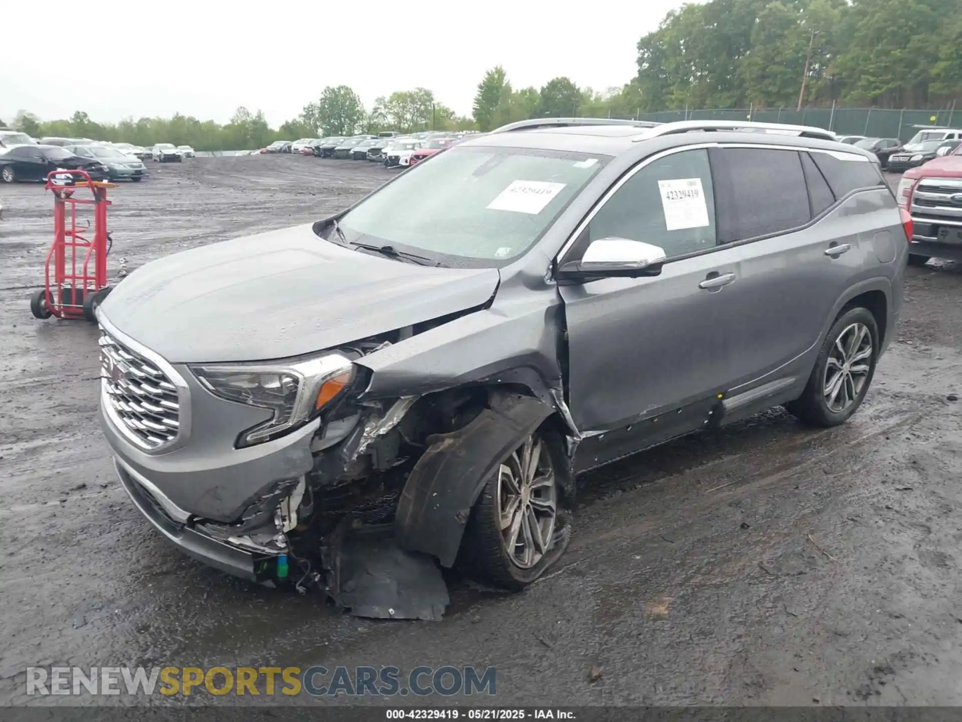 2 Photograph of a damaged car 3GKALXEX3LL183920 GMC TERRAIN 2020