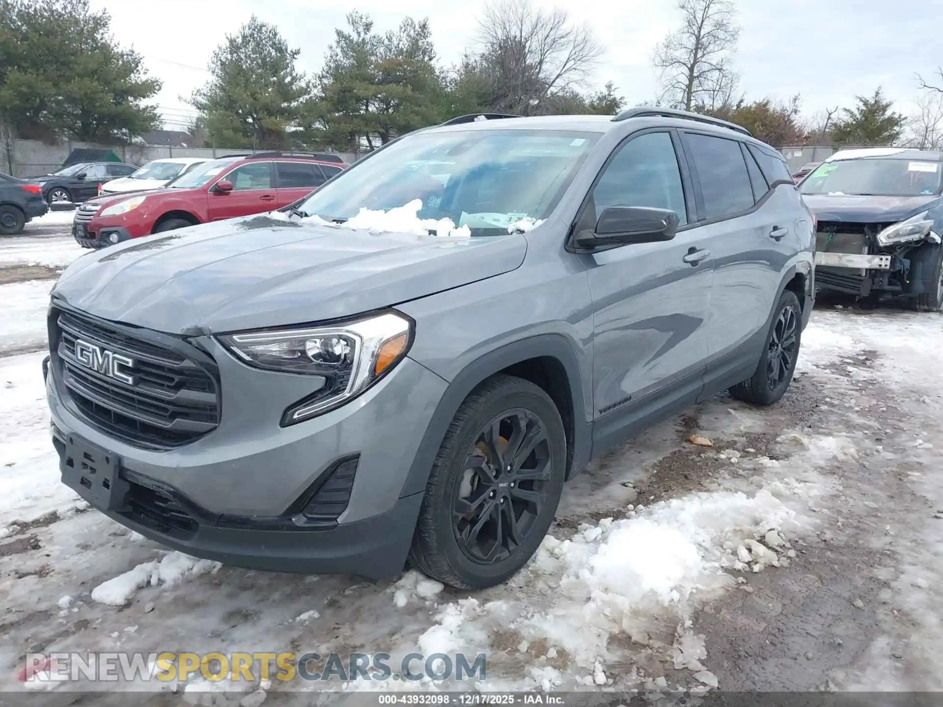 2 fotografías del automóvil dañado 3GKALMEV3ML357175 GMC TERRAIN 2021