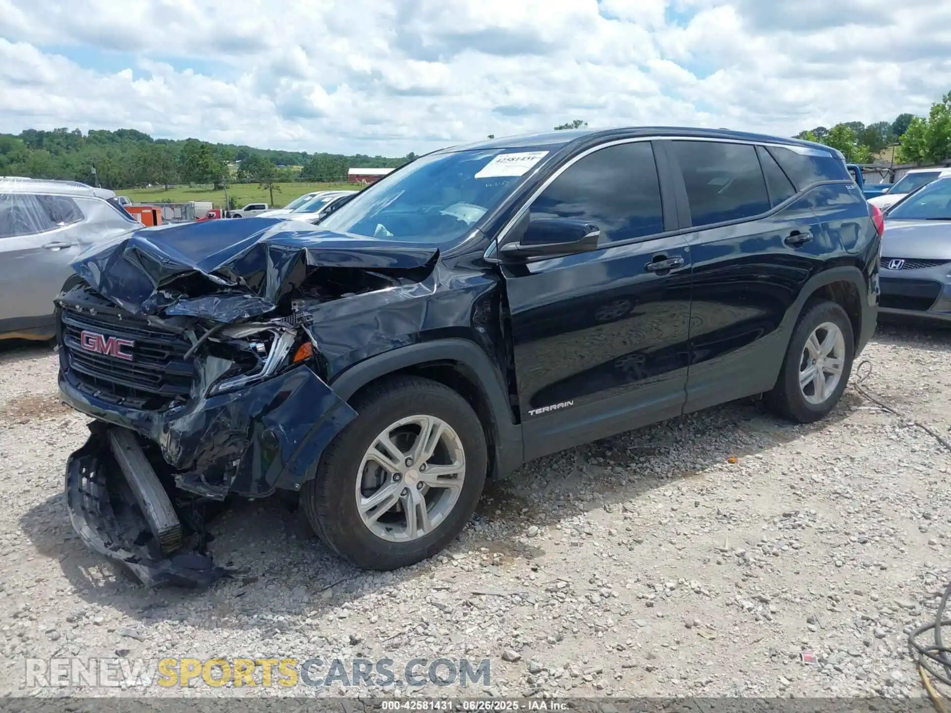 2 Photograph of a damaged car 3GKALMEV3ML396946 GMC TERRAIN 2021
