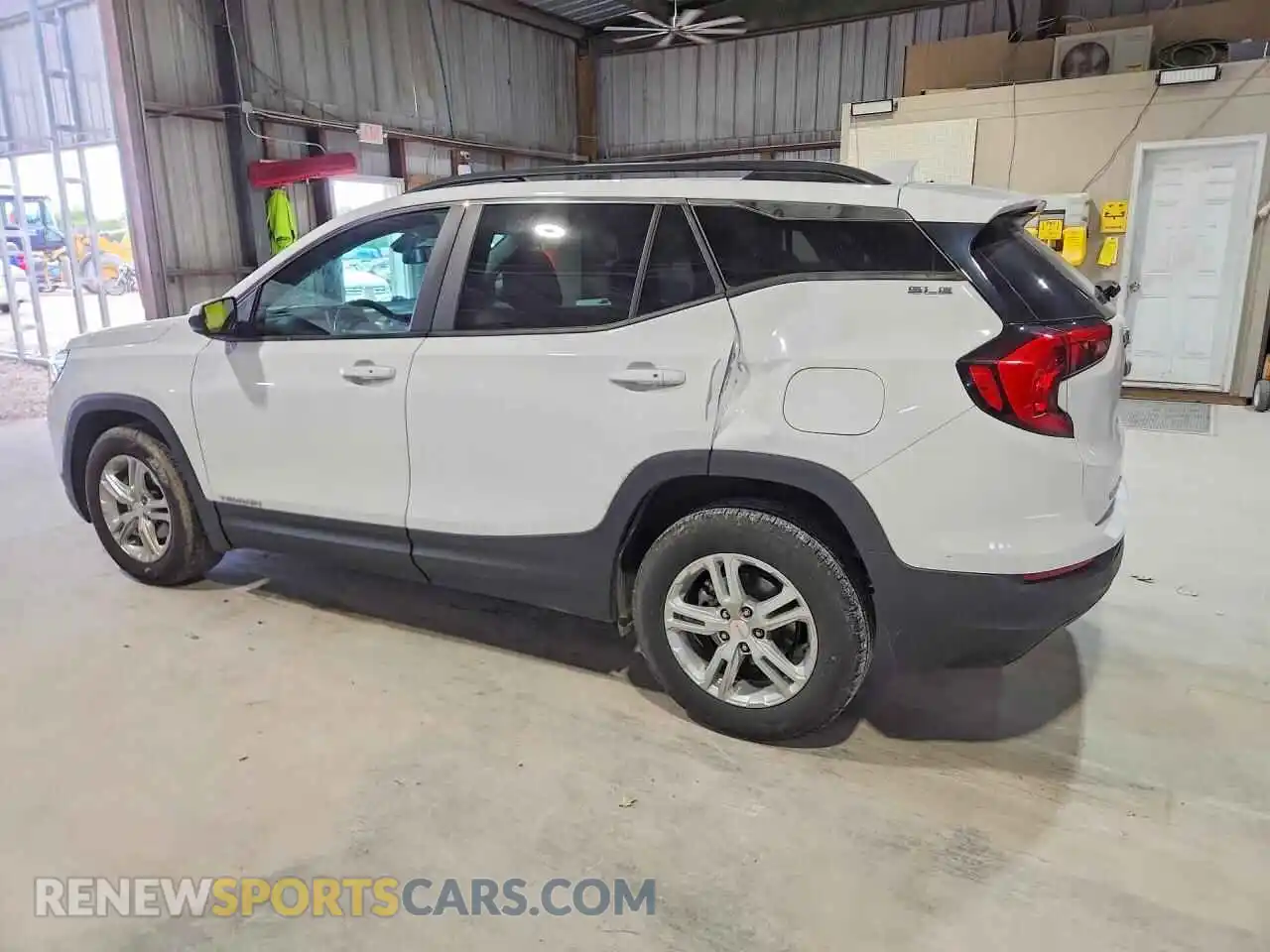 2 Фотография поврежденного автомобиля 3GKALMEV4ML346251 GMC TERRAIN 2021