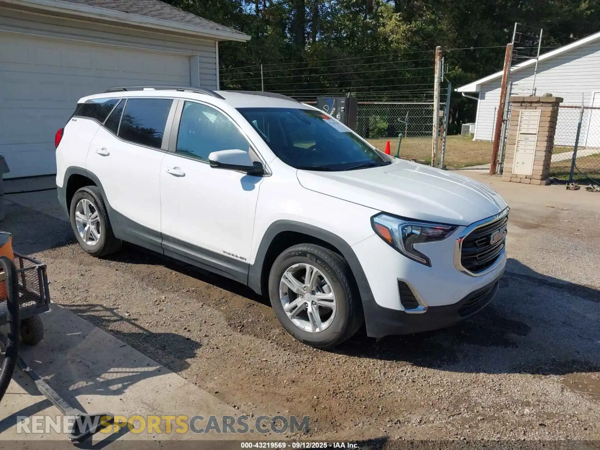 1 Photograph of a damaged car 3GKALMEV5ML366878 GMC TERRAIN 2021