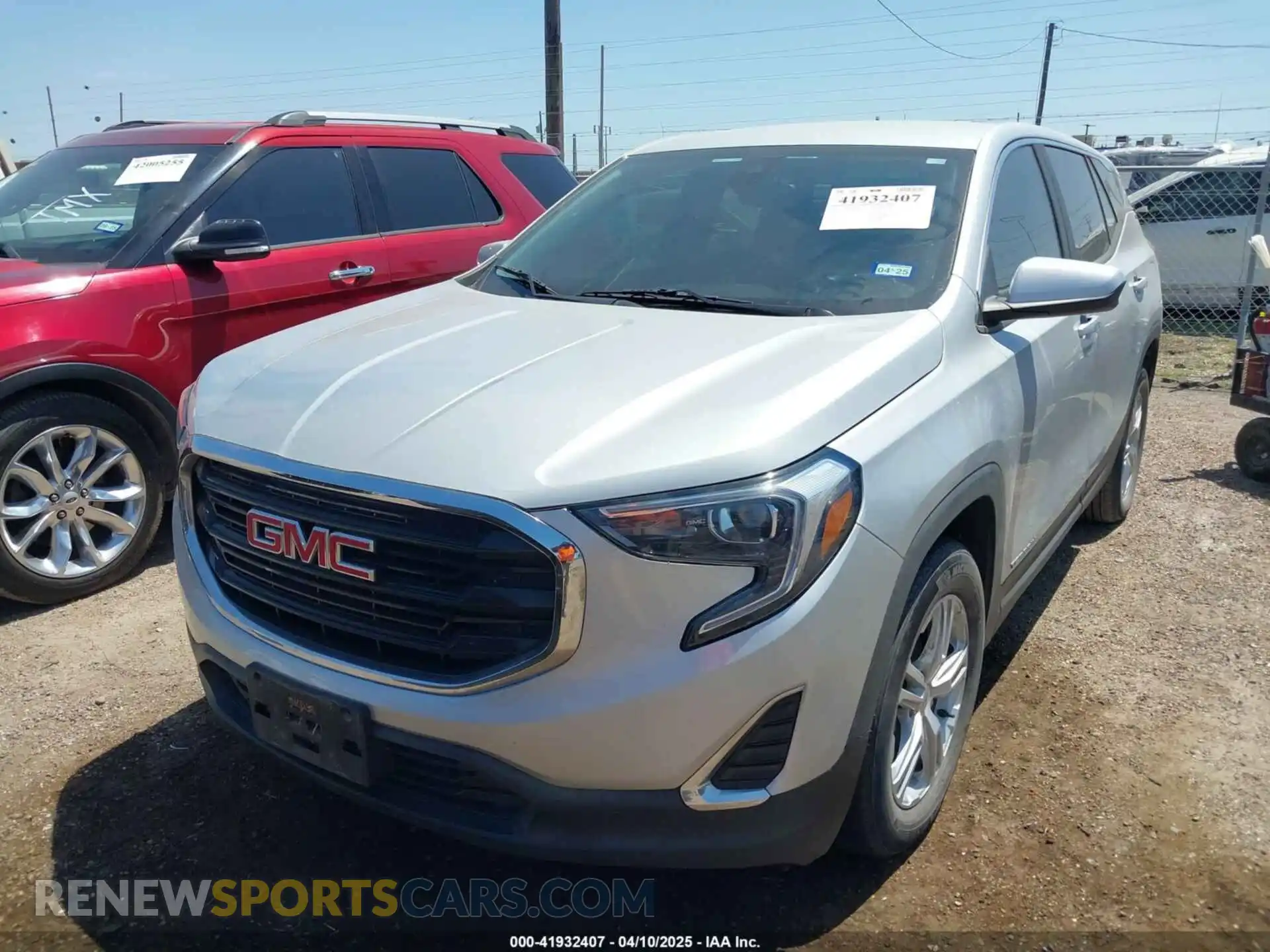 2 Фотография поврежденного автомобиля 3GKALMEV6ML331458 GMC TERRAIN 2021