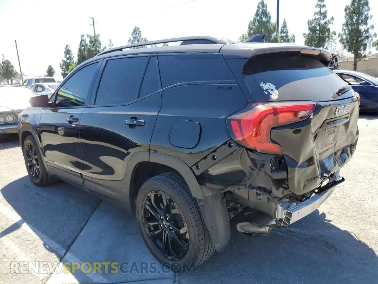 2 Photograph of a damaged car 3GKALMEV7ML308433 GMC TERRAIN 2021