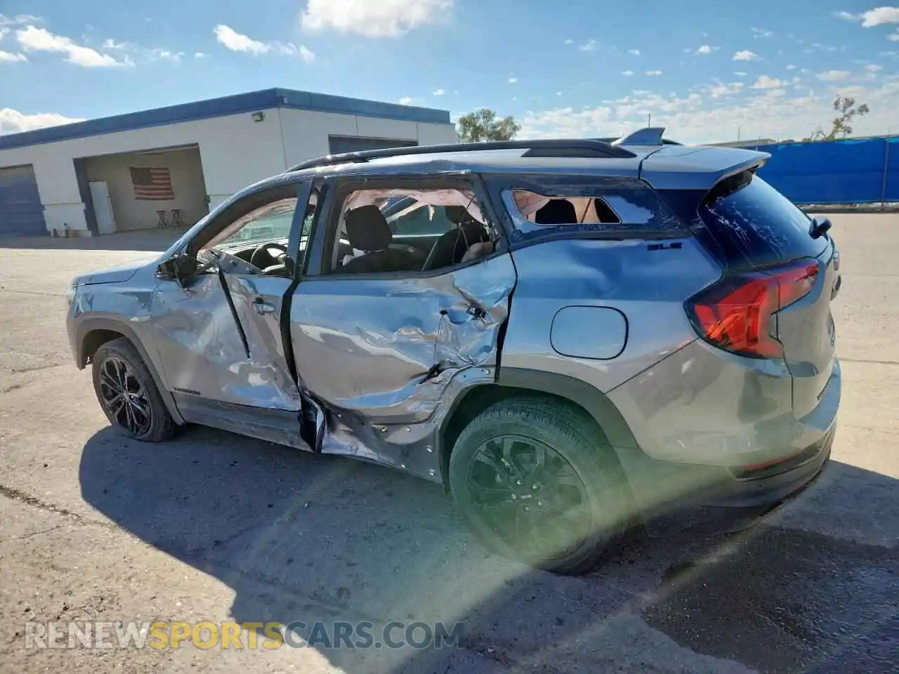 2 Photograph of a damaged car 3GKALMEV8ML343840 GMC TERRAIN 2021