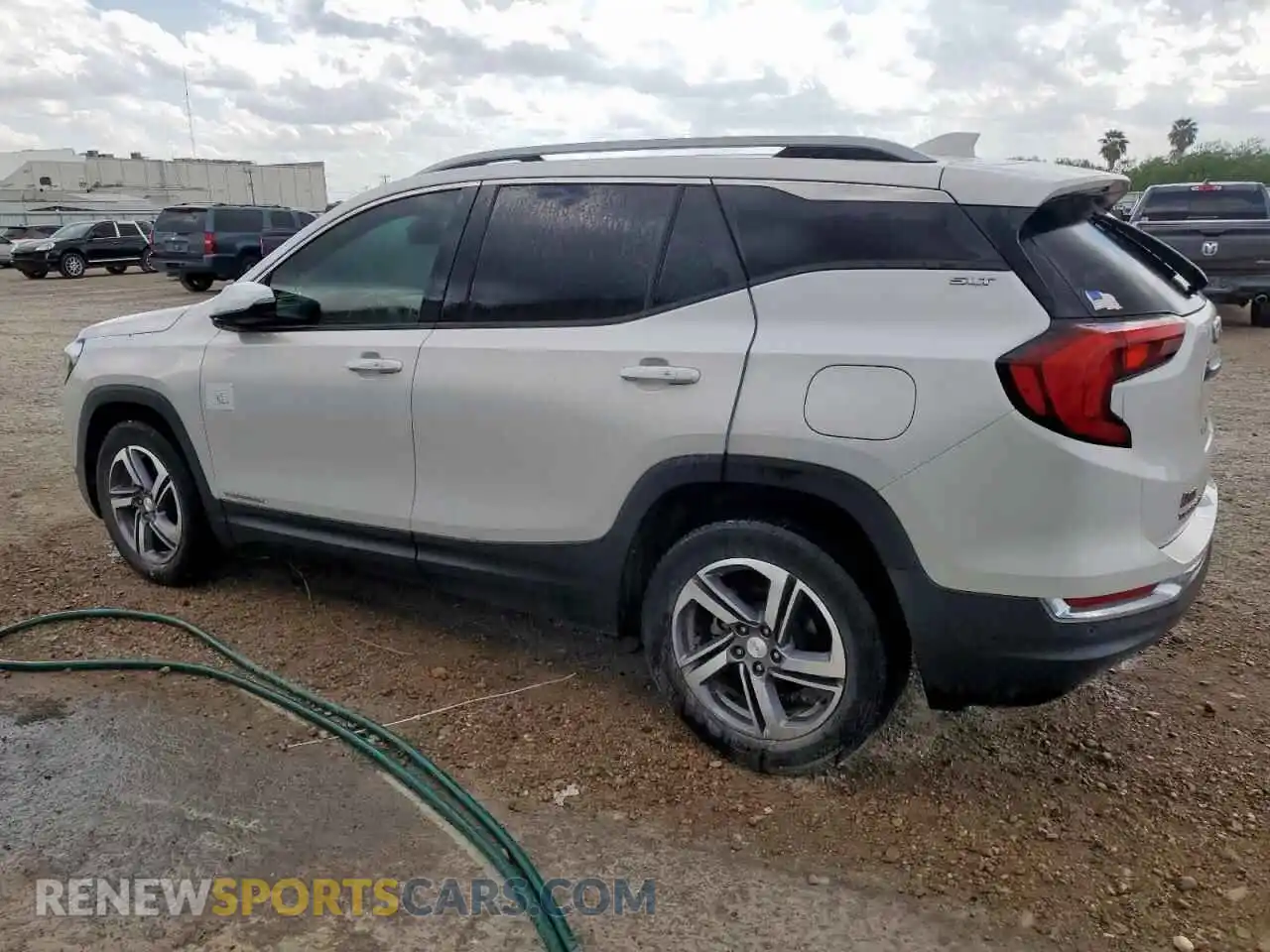 2 Photograph of a damaged car 3GKALPEV2ML343835 GMC TERRAIN 2021