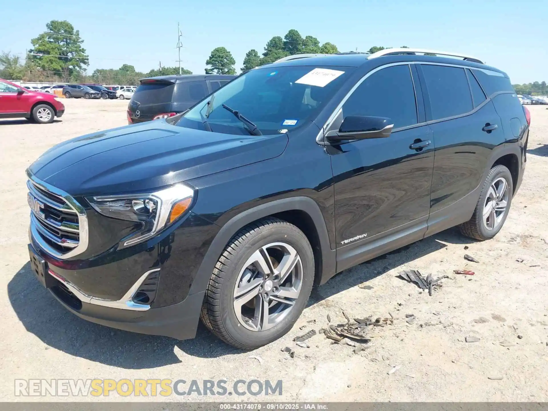 2 Photograph of a damaged car 3GKALPEV4ML344176 GMC TERRAIN 2021