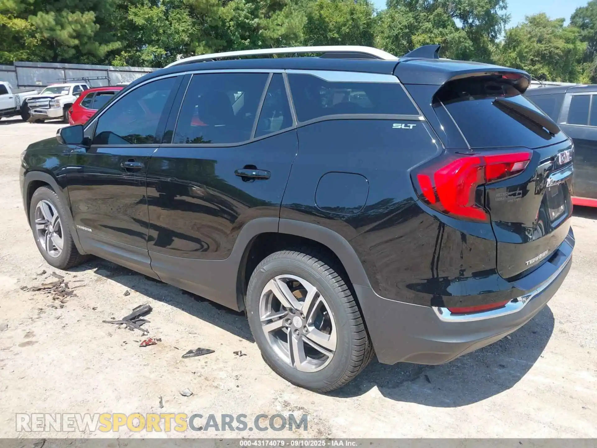 3 Photograph of a damaged car 3GKALPEV4ML344176 GMC TERRAIN 2021
