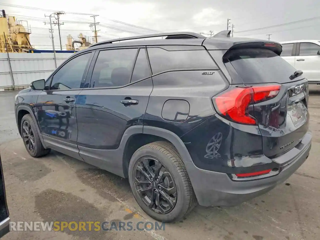 2 Photograph of a damaged car 3GKALPEV5ML340637 GMC TERRAIN 2021