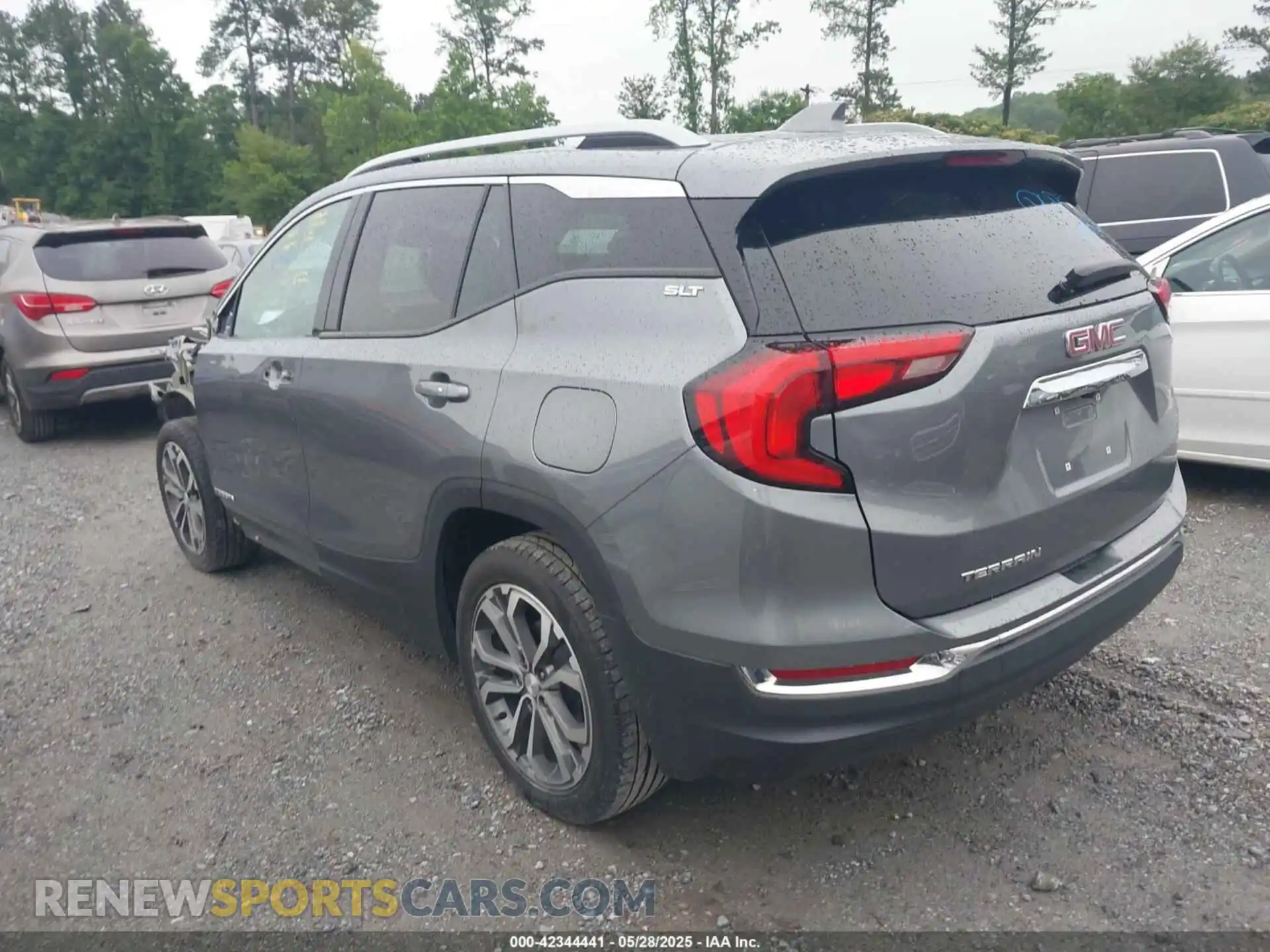 3 Photograph of a damaged car 3GKALPEV6ML315889 GMC TERRAIN 2021