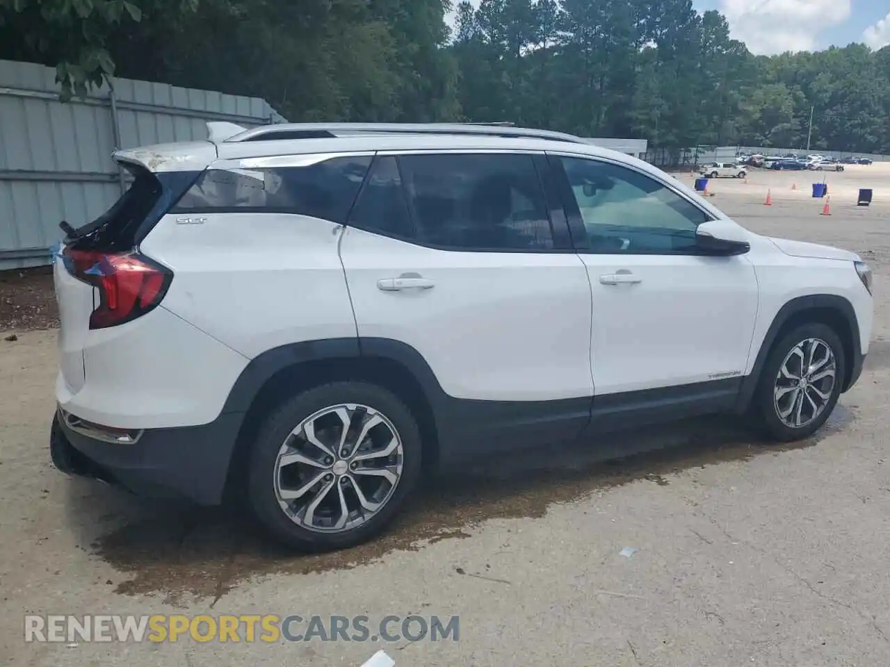 3 Photograph of a damaged car 3GKALPEV6ML316265 GMC TERRAIN 2021