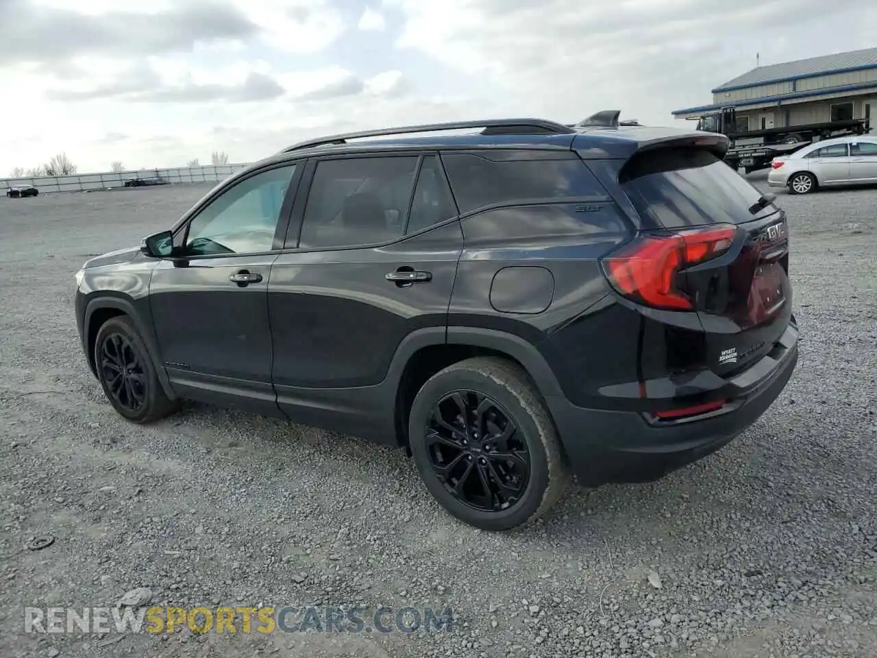 2 Photograph of a damaged car 3GKALPEV9ML381756 GMC TERRAIN 2021