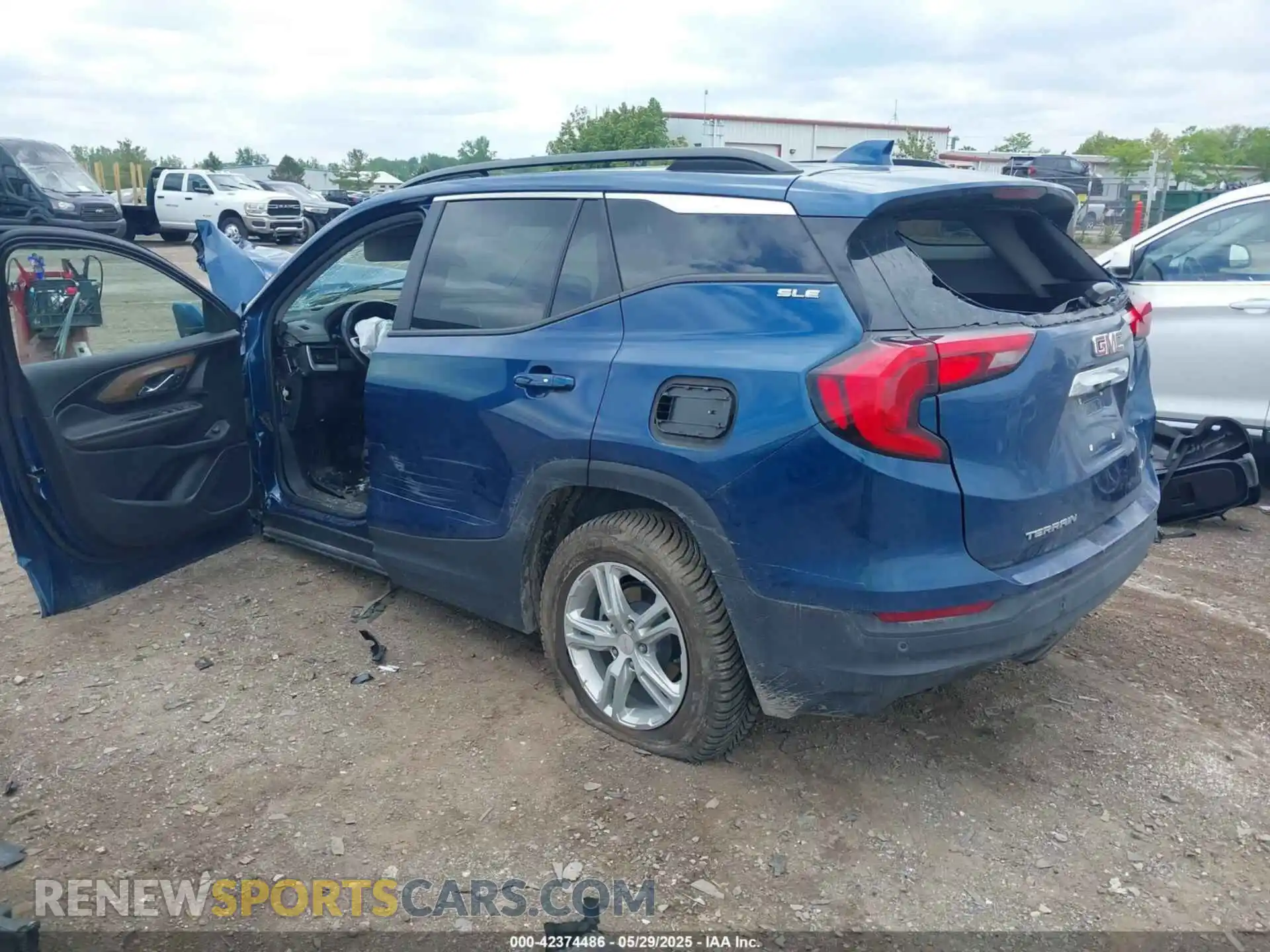 3 fotografías del automóvil dañado 3GKALTEV7ML386513 GMC TERRAIN 2021