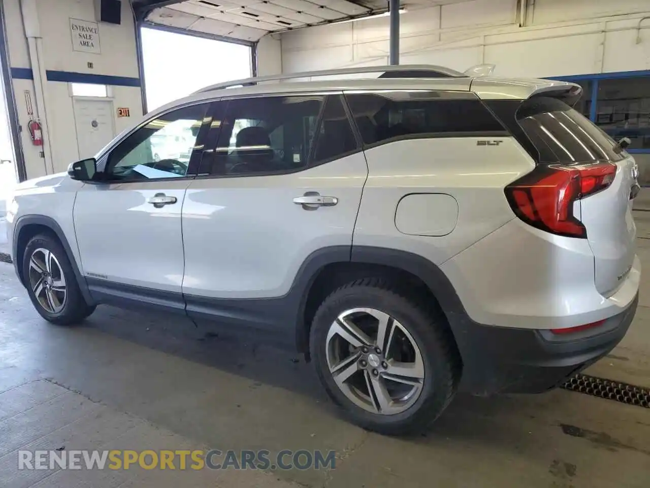 2 Photograph of a damaged car 3GKALVEV1ML333303 GMC TERRAIN 2021