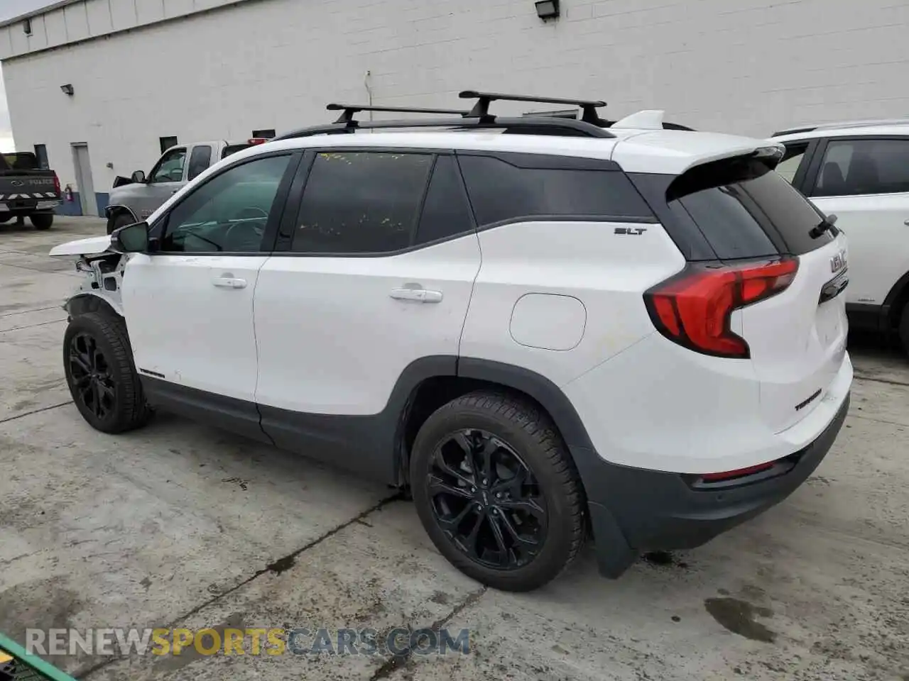 2 Photograph of a damaged car 3GKALVEV1ML340624 GMC TERRAIN 2021