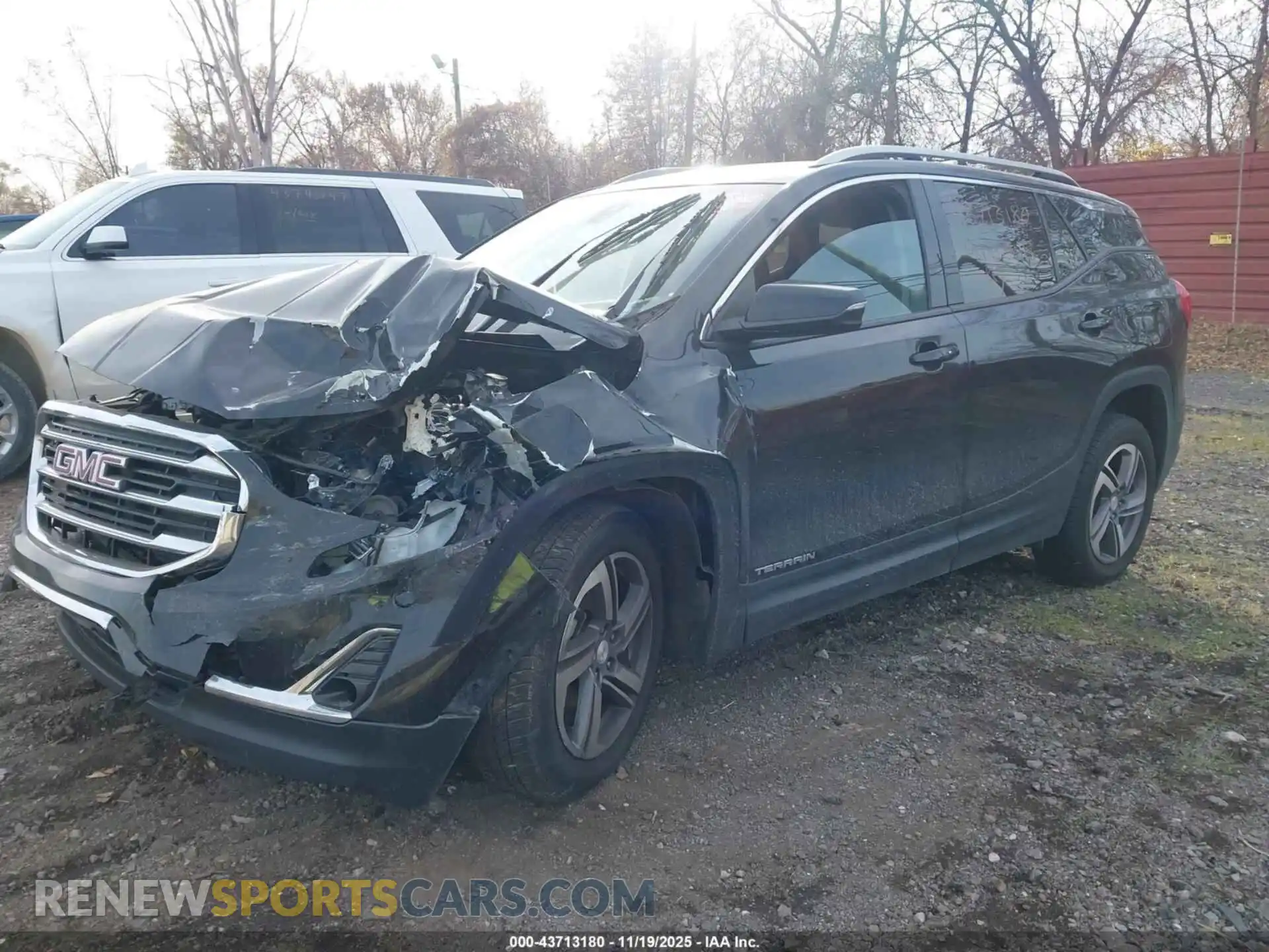2 fotografías del automóvil dañado 3GKALVEV3ML304255 GMC TERRAIN 2021