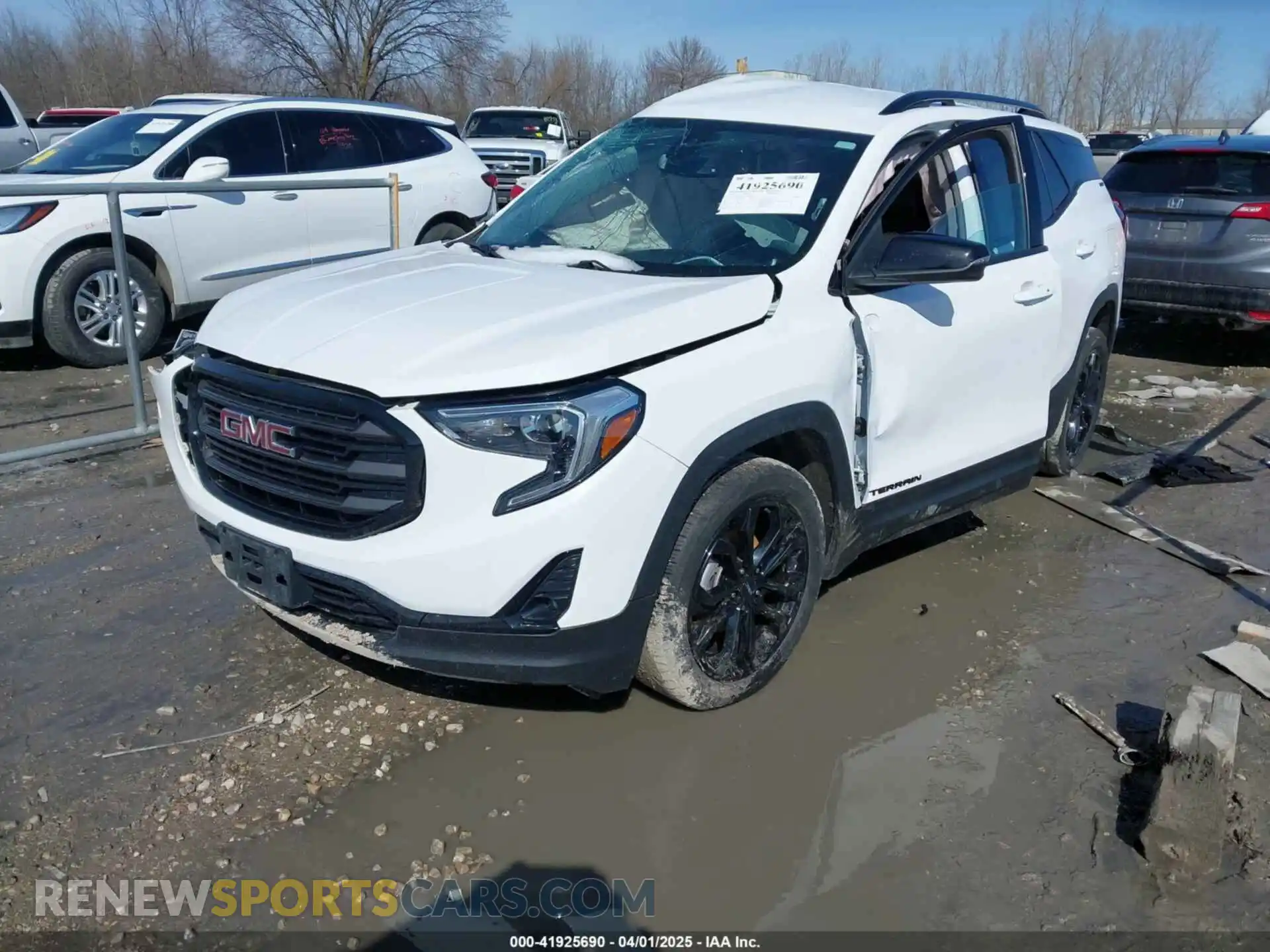 2 Photograph of a damaged car 3GKALVEV3ML368988 GMC TERRAIN 2021