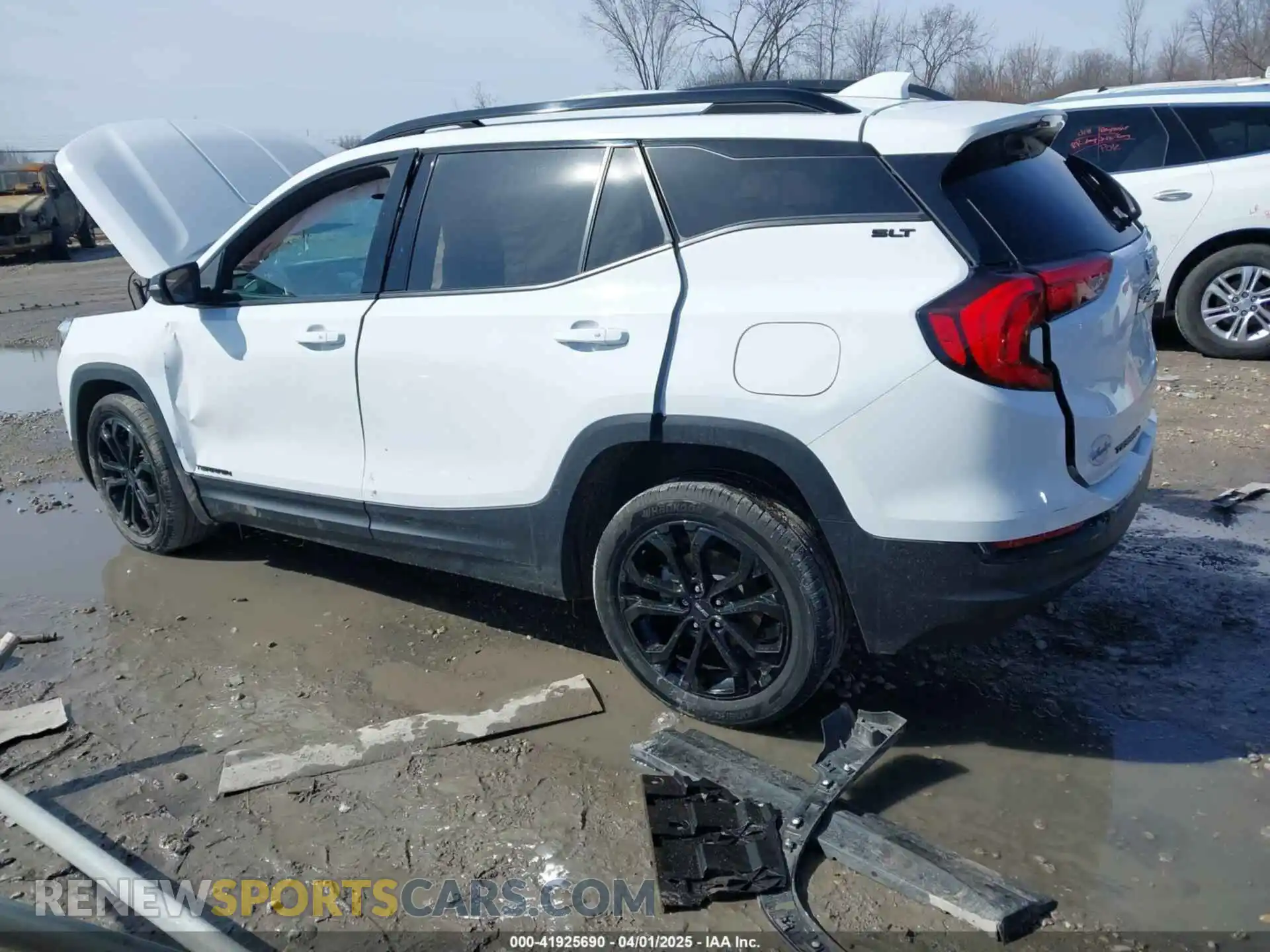 3 Photograph of a damaged car 3GKALVEV3ML368988 GMC TERRAIN 2021