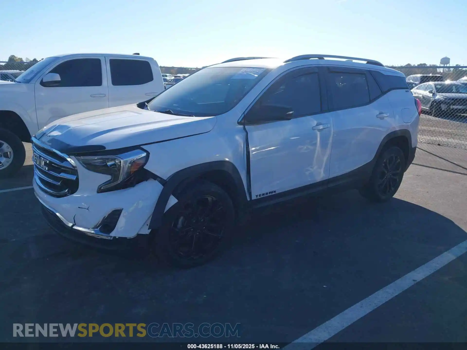 2 Photograph of a damaged car 3GKALVEV4ML305964 GMC TERRAIN 2021