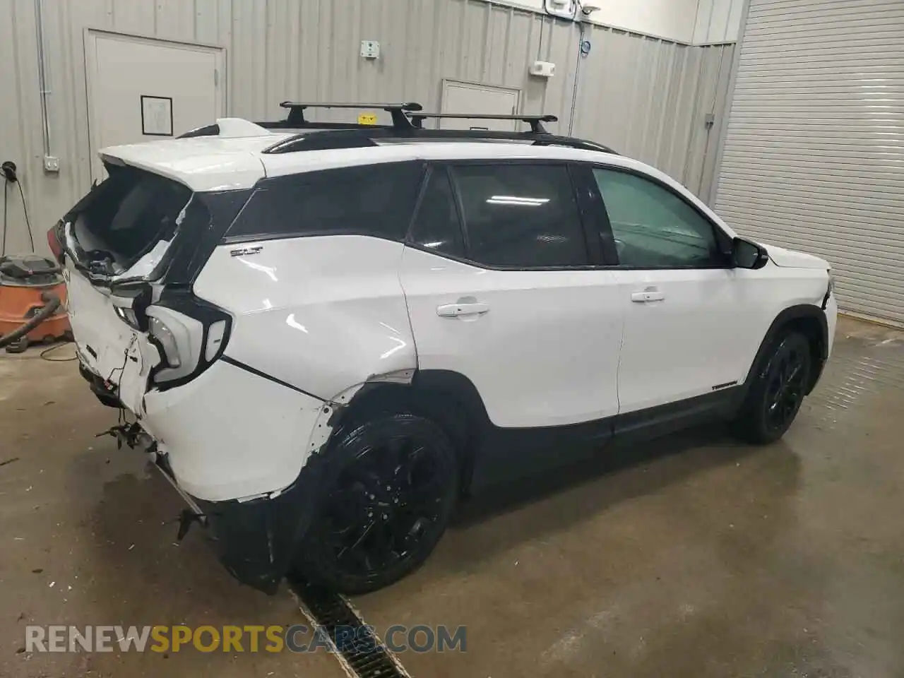 3 Photograph of a damaged car 3GKALVEV5ML345471 GMC TERRAIN 2021