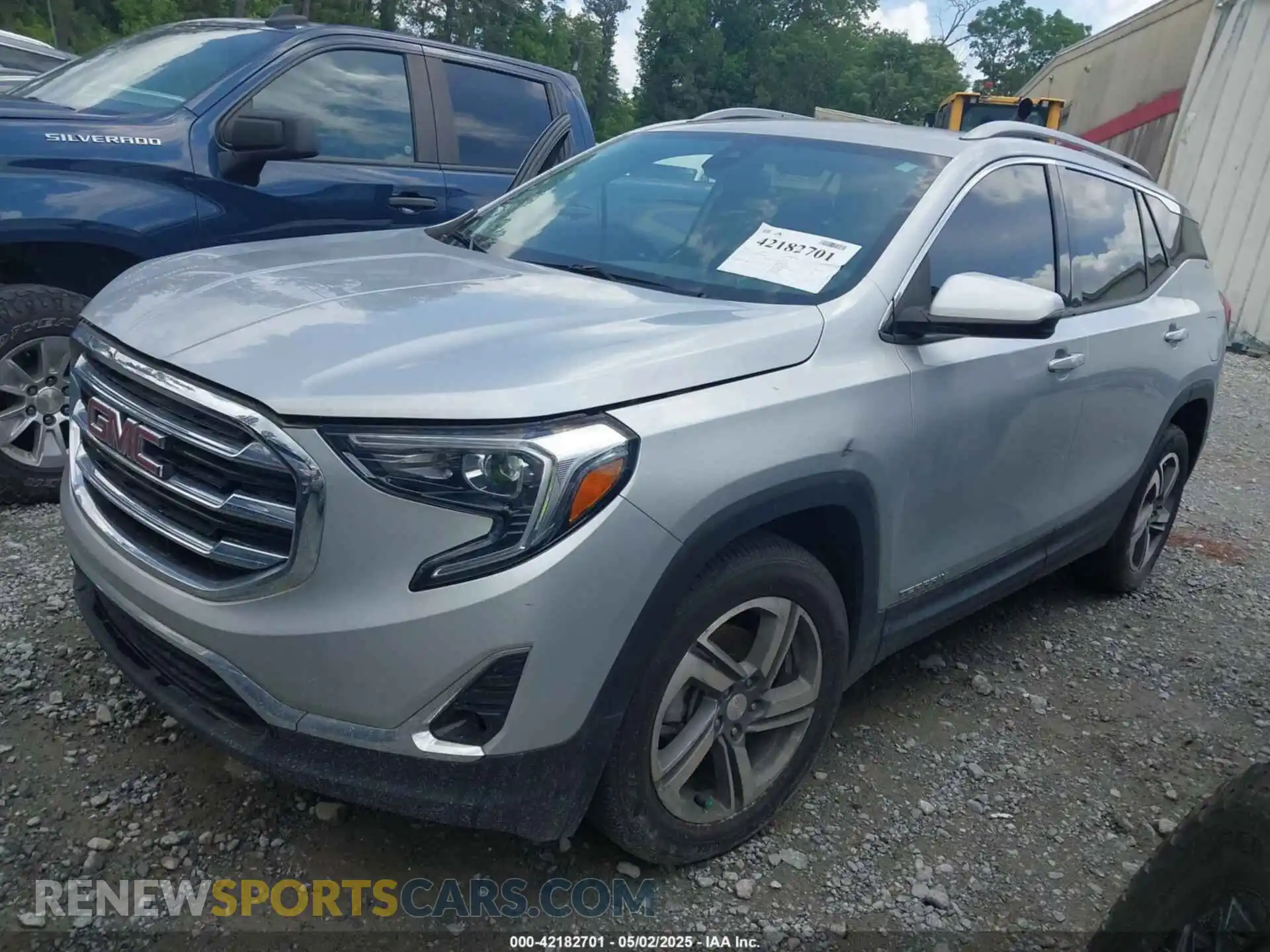 2 Photograph of a damaged car 3GKALVEV6ML301088 GMC TERRAIN 2021