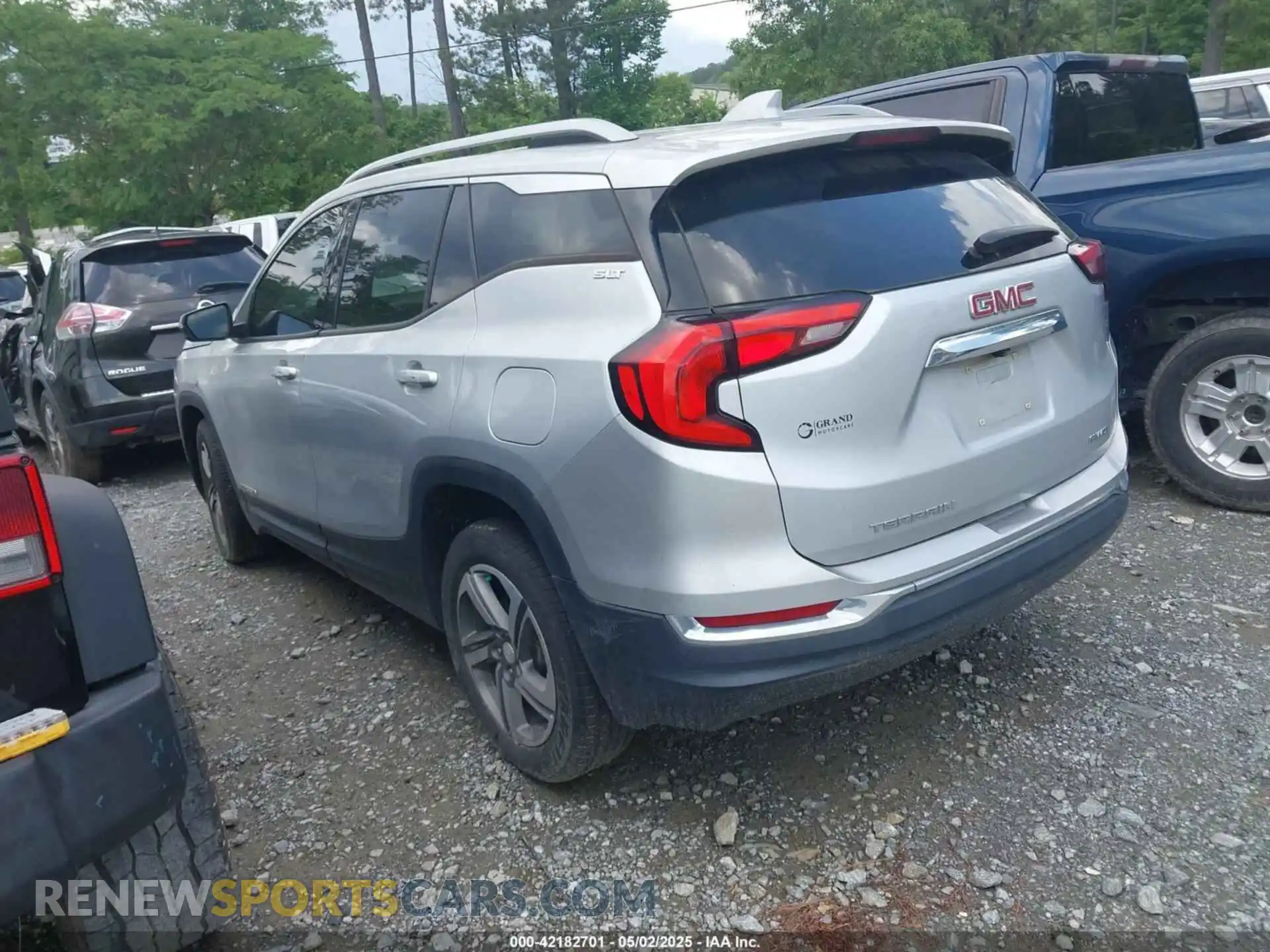 3 Photograph of a damaged car 3GKALVEV6ML301088 GMC TERRAIN 2021