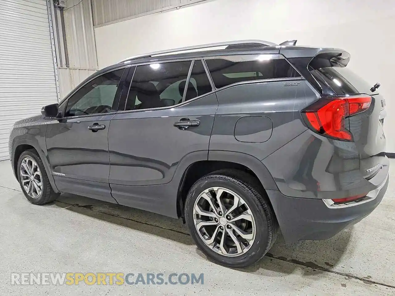 2 Photograph of a damaged car 3GKALVEV7ML334925 GMC TERRAIN 2021