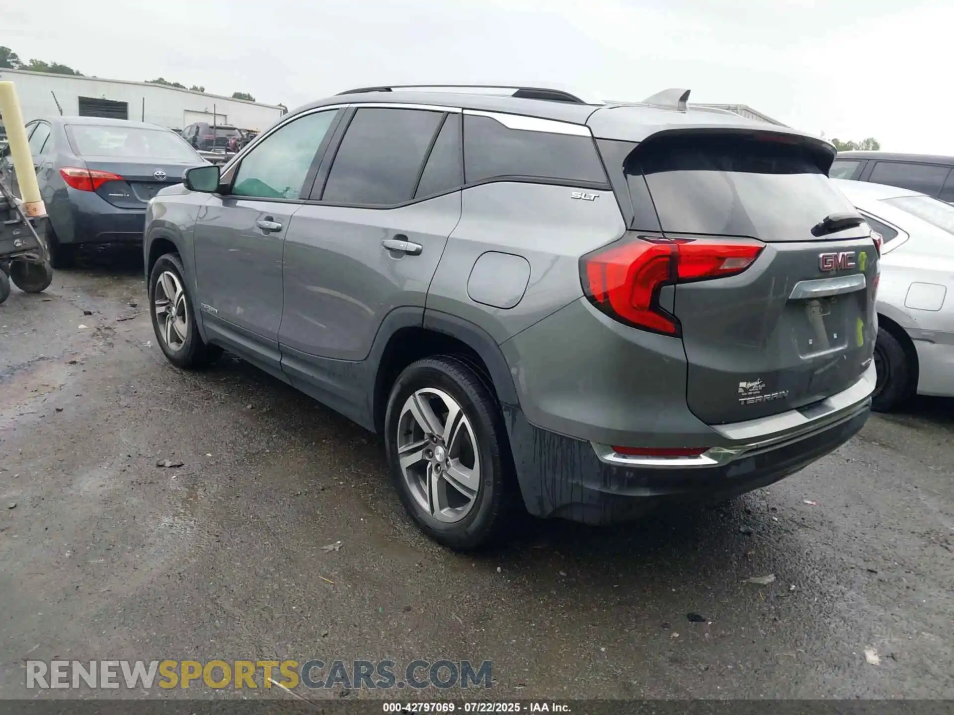 3 Photograph of a damaged car 3GKALVEV7ML361719 GMC TERRAIN 2021