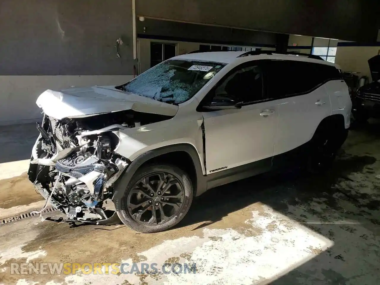 1 Photograph of a damaged car 3GKALVEV8ML331516 GMC TERRAIN 2021